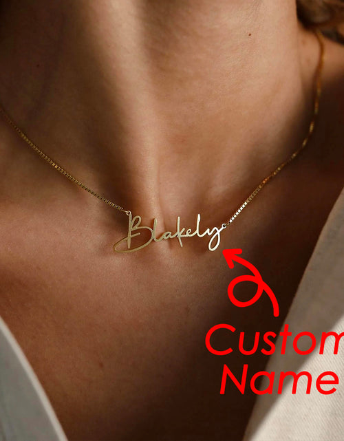 Load image into Gallery viewer, Custom Name Pendant Necklace
